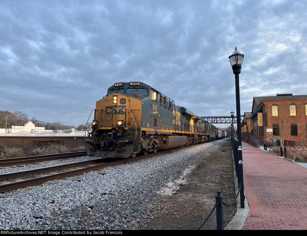 CSX 945